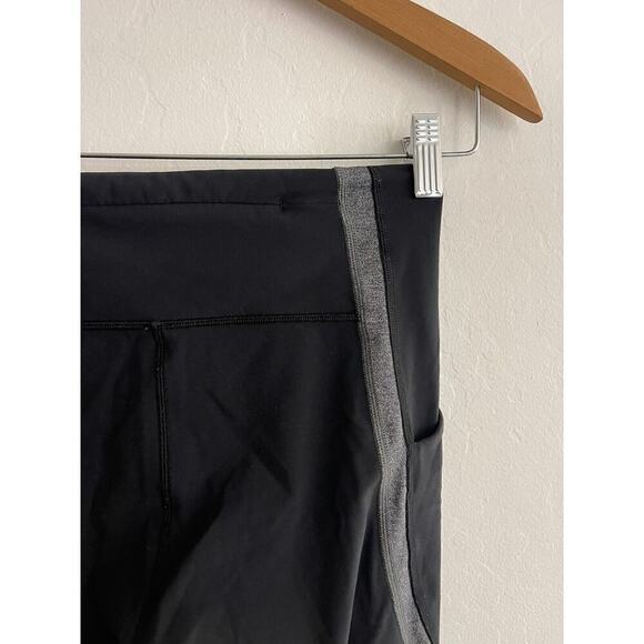 Lululemon sz 6 Wild Twist 7 / 8 Tight Black & Heather Gray 25 Leggings - Picture 15 of 15